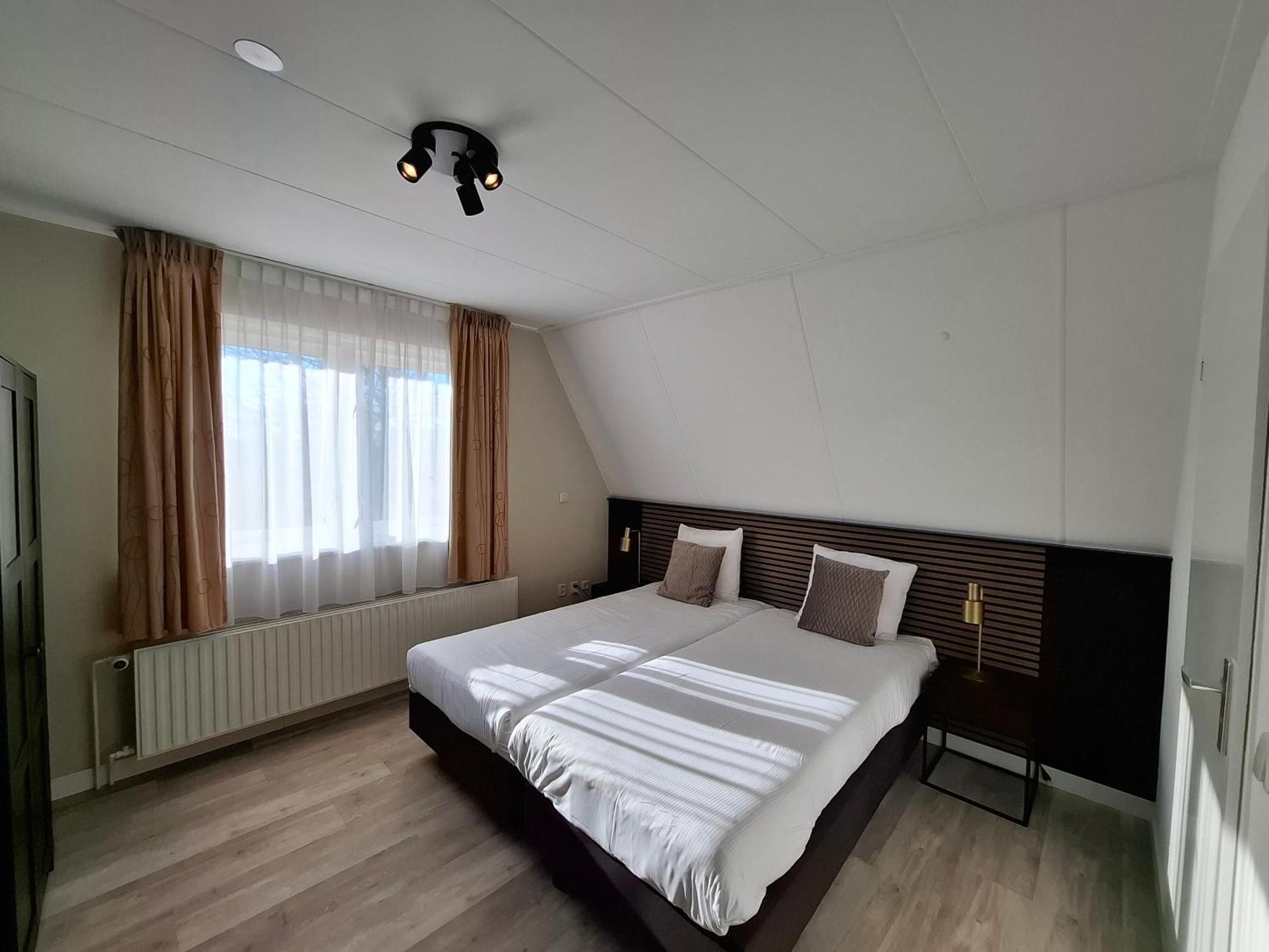 Hotel Randduin Oostkapelle Luaran gambar