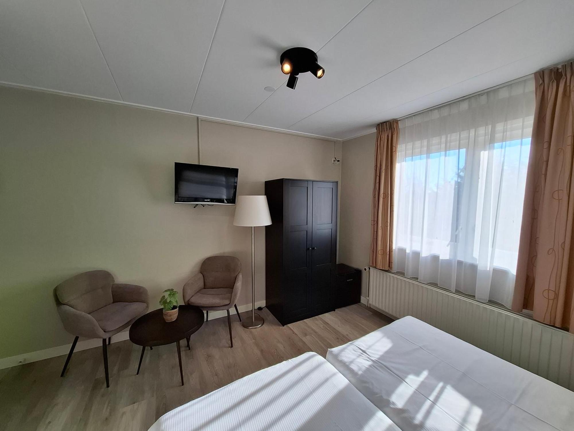 Hotel Randduin Oostkapelle Luaran gambar