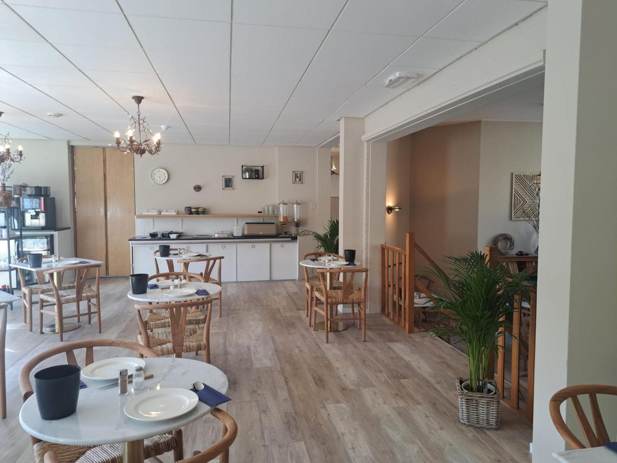 Hotel Randduin Oostkapelle Luaran gambar