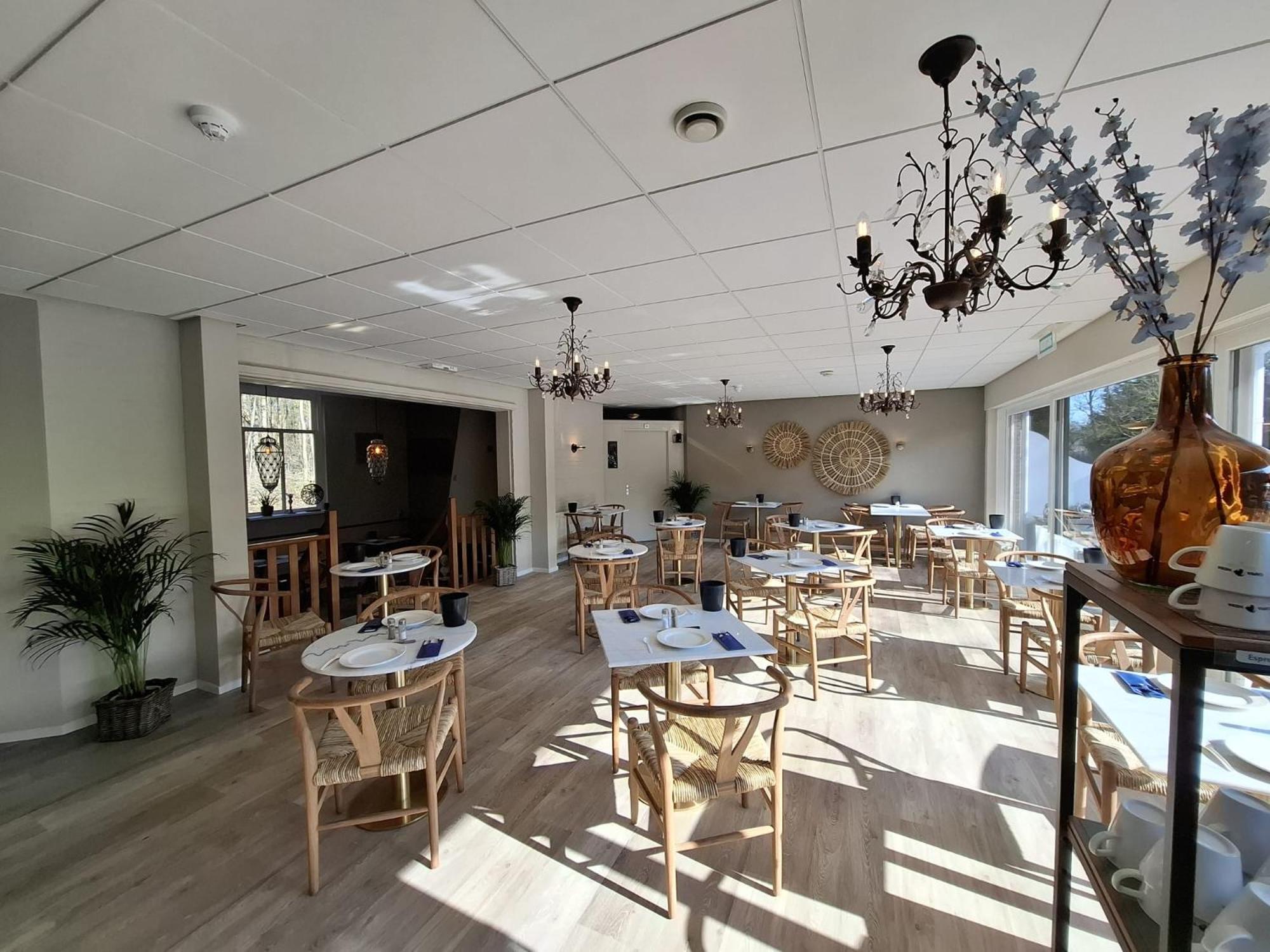 Hotel Randduin Oostkapelle Luaran gambar
